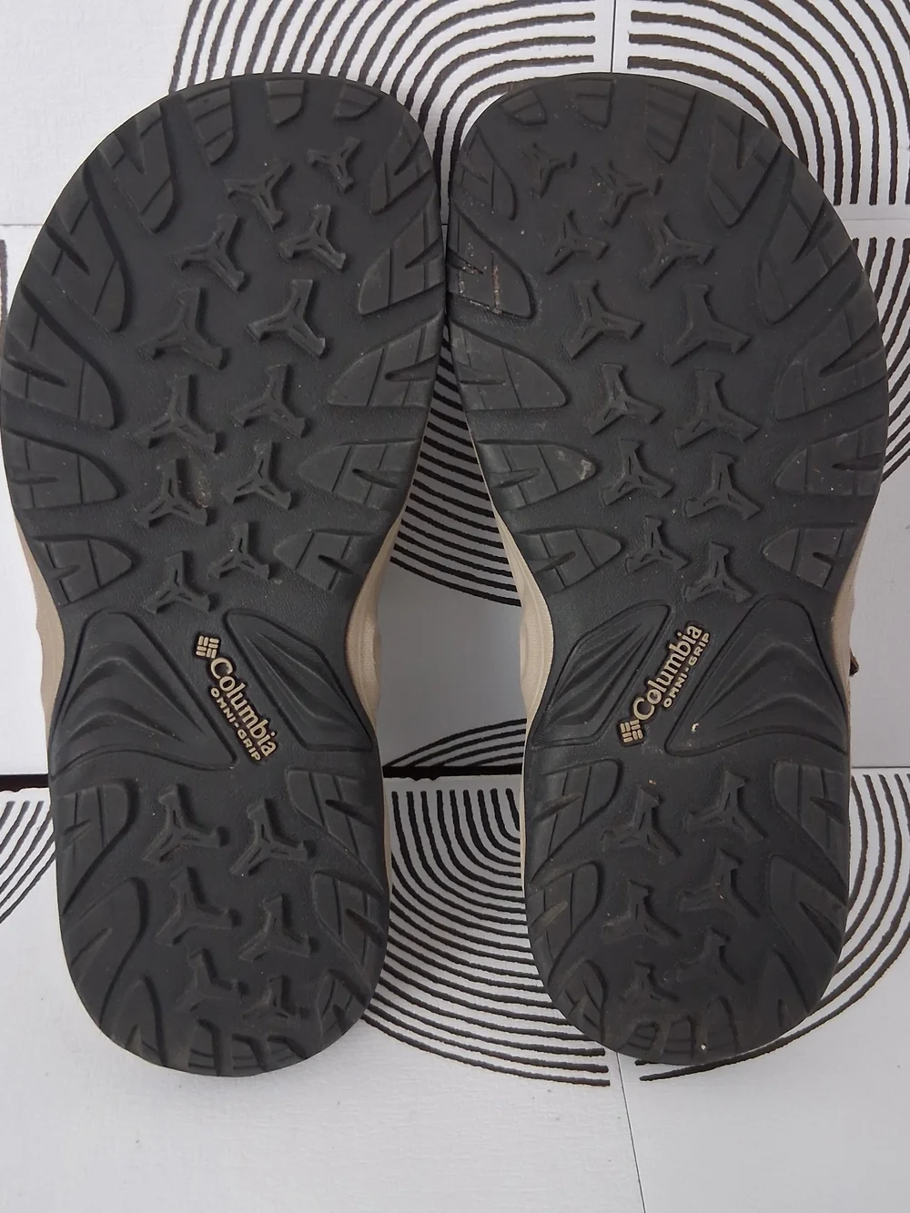 Columbia Sportswear Techlite Mens 7 Brown Tan Strappy Hiking Comfort Sandals
